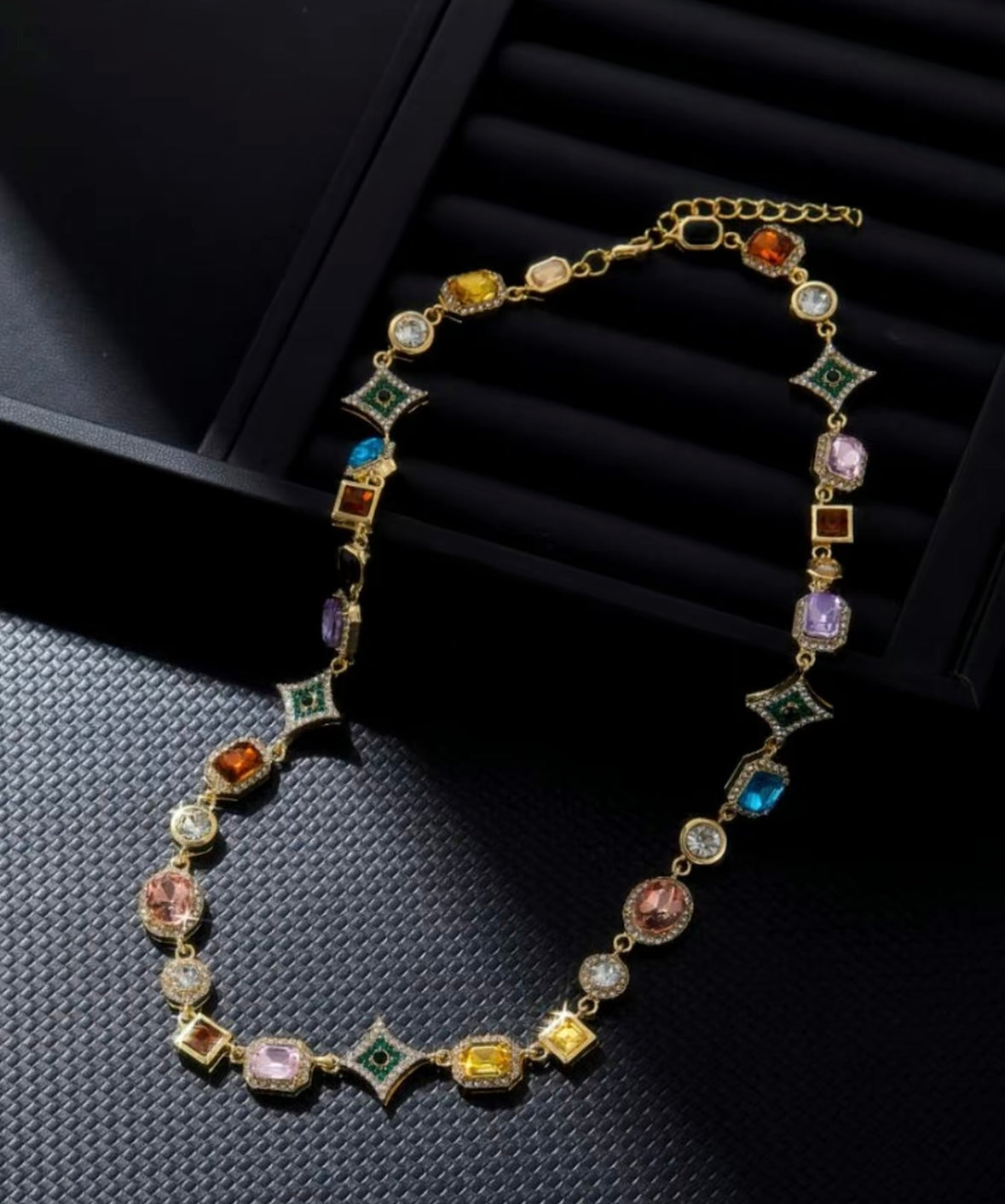 Colorful Rhinestones Design Pendant Necklace, Fashion Jewelry for Party, Daily Clothing Decor, Trendy All-match & Exquisite Jewelry