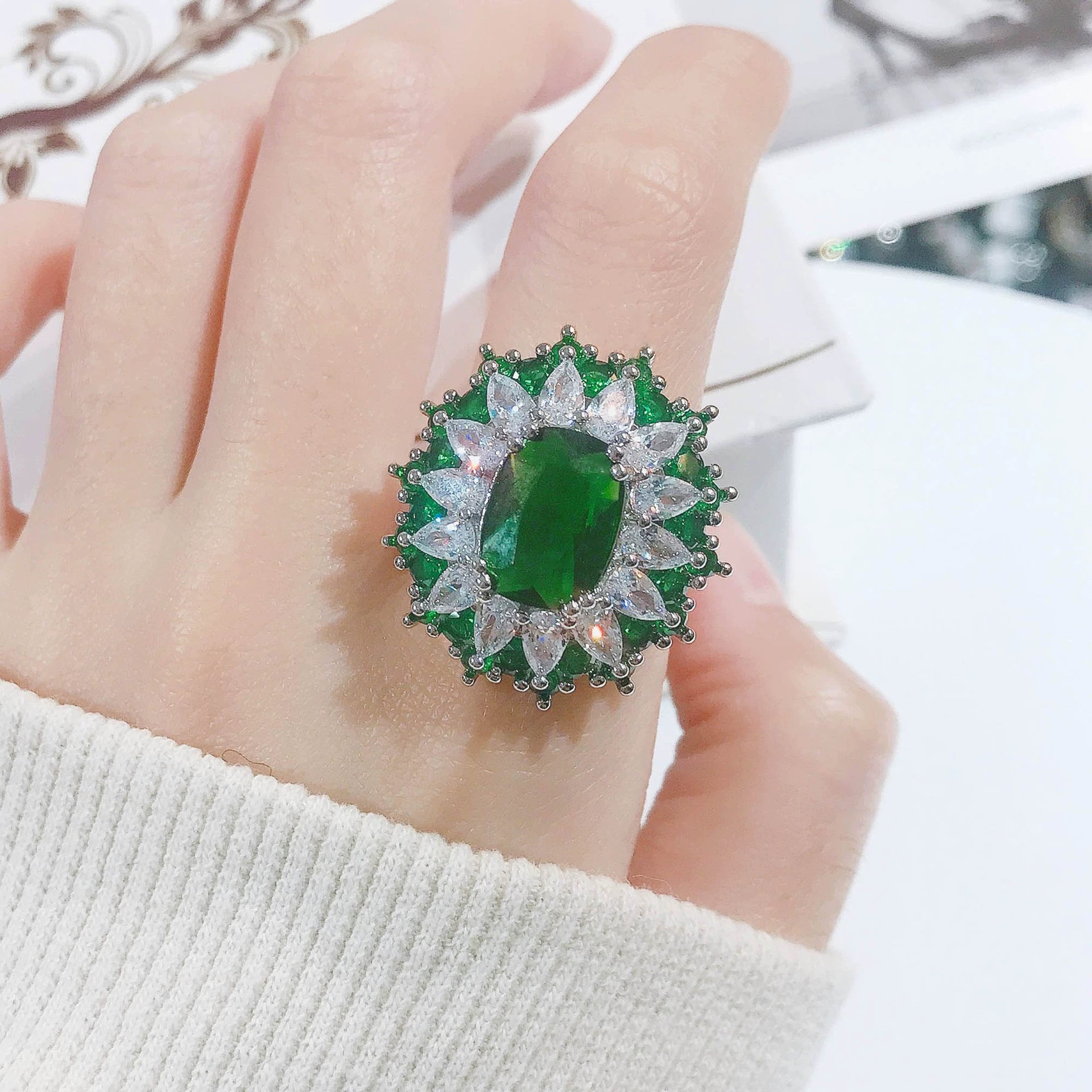 Little Red Book Recommendation Emerald Opening Colored Gems Pendant