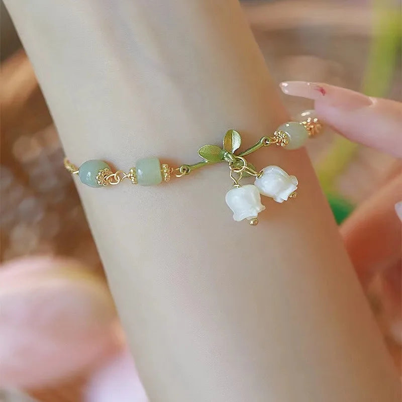 Sweet Vintage Pearl Lily Tulip Flower Bracelet for Women Fashion Cute Tassel Peach Pendant Bracelets Aesthetic Jewelry