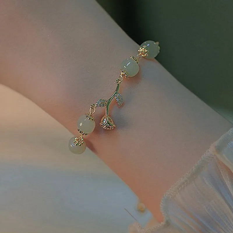 Sweet Vintage Pearl Lily Tulip Flower Bracelet for Women Fashion Cute Tassel Peach Pendant Bracelets Aesthetic Jewelry