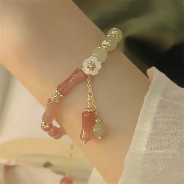 Sweet Vintage Pearl Lily Tulip Flower Bracelet for Women Fashion Cute Tassel Peach Pendant Bracelets Aesthetic Jewelry