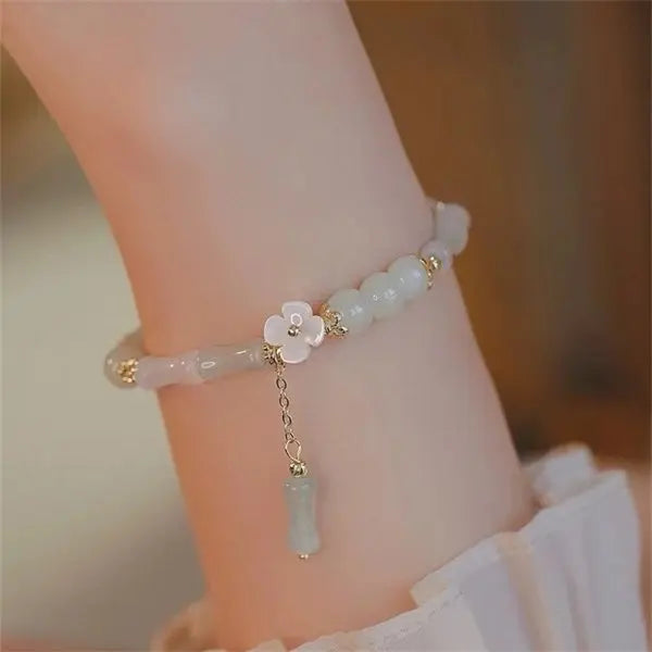 Sweet Vintage Pearl Lily Tulip Flower Bracelet for Women Fashion Cute Tassel Peach Pendant Bracelets Aesthetic Jewelry