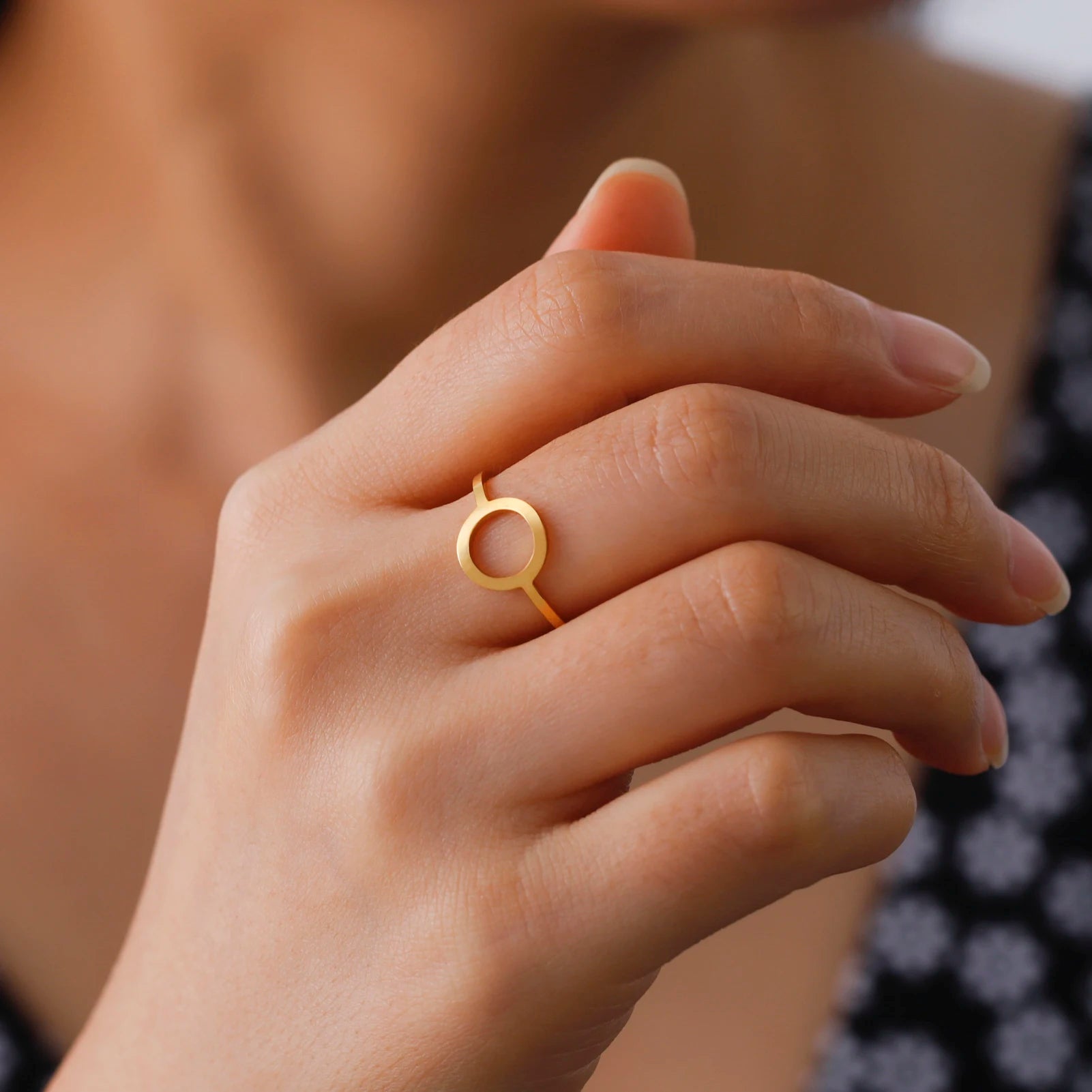 Skyrim Simple Geometric Hollow Round Ring Women Stainless Steel Minimalist