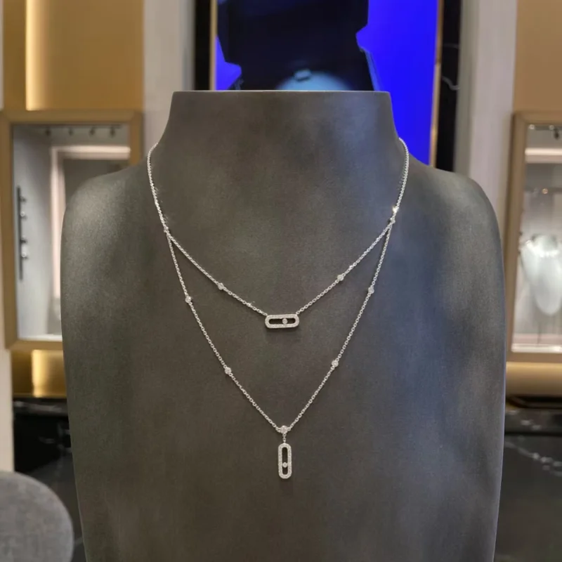 Exquisite Design Women's Minimalist Double-layer Necklace. Exquisite design suitable for everyday wear, a classic luxury brand j