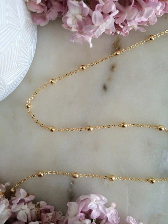 Bead Clavicle Necklace